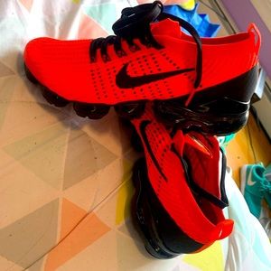 Men’s Nike Vapormax size 8.5 lightly used